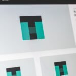 Un écran d’ordinateur affichant un site web moderne dans un espace de travail épuré, symbolisant WordPress comme CMS leader mondial